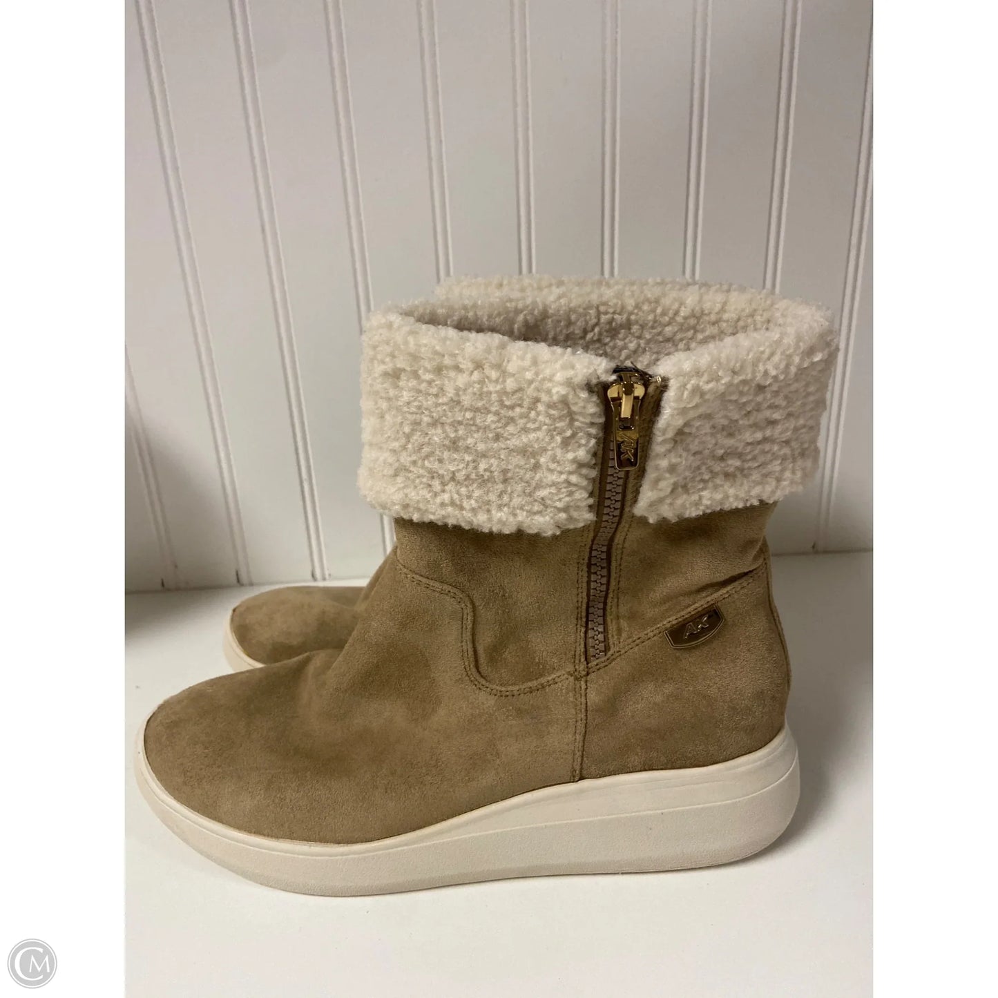 Boots Ankle Flats By Clothes Mentor In Brown & Cream, Size: 8.5