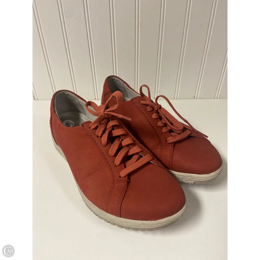 Shoes Sneakers By Dansko In Red, Size: 8.5