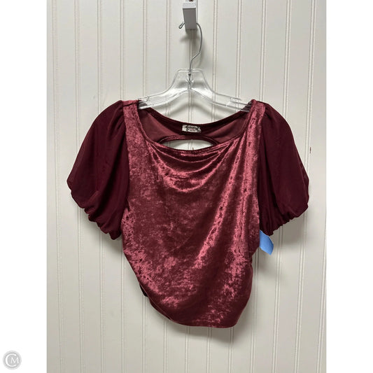 Top Short Sleeve By Free People In Maroon, Size: M