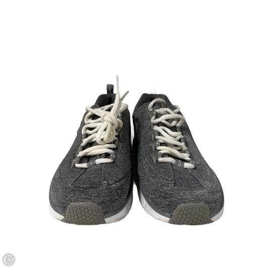 Shoes Athletic By Skechers In Grey, Size: 7.5