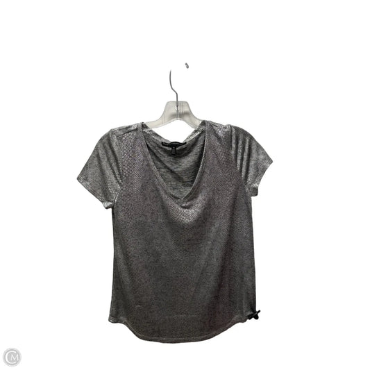 Top Short Sleeve By White House Black Market In Silver, Size: Xs