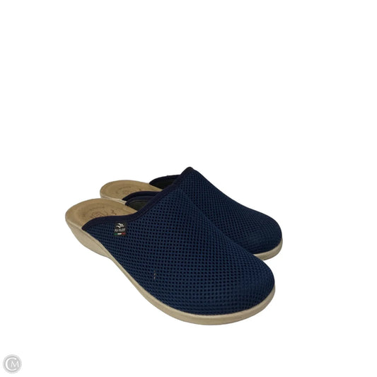 Shoes Flats By Clothes Mentor In Blue, Size: 9.5