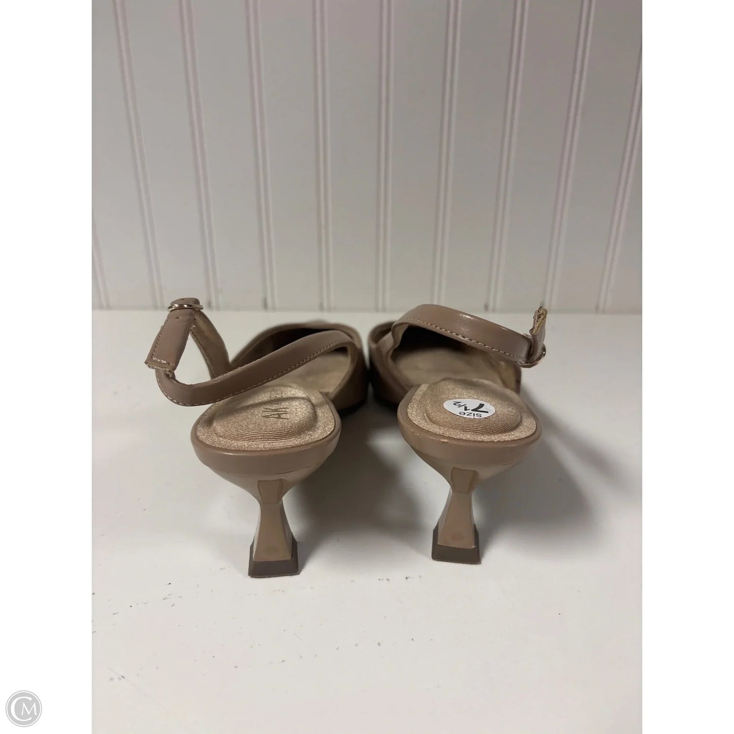 Shoes Heels Kitten By Anne Klein In Taupe, Size: 7.5