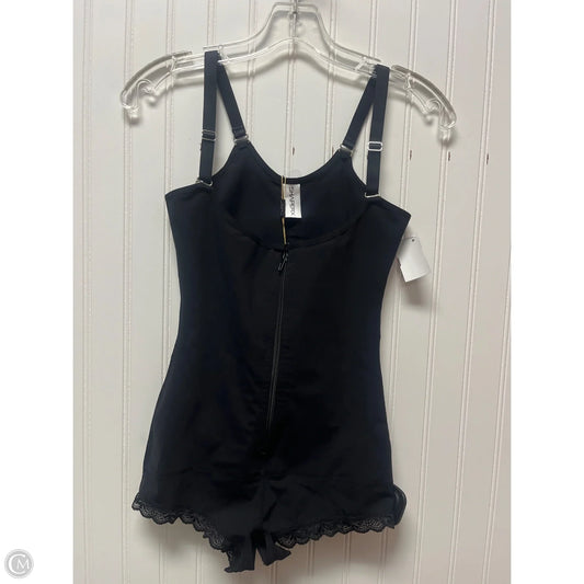 Accessory Tag By Clothes Mentor, Size: Small