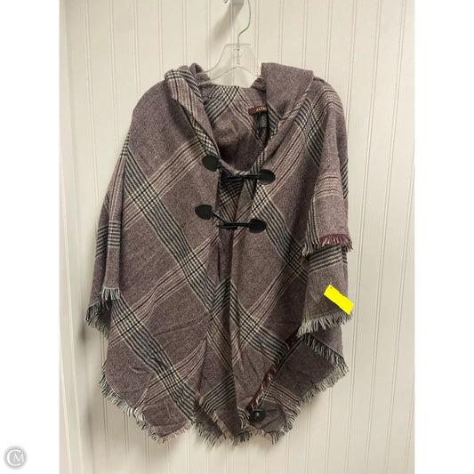 Poncho By Clothes Mentor In Plaid Pattern, Size: Osfm