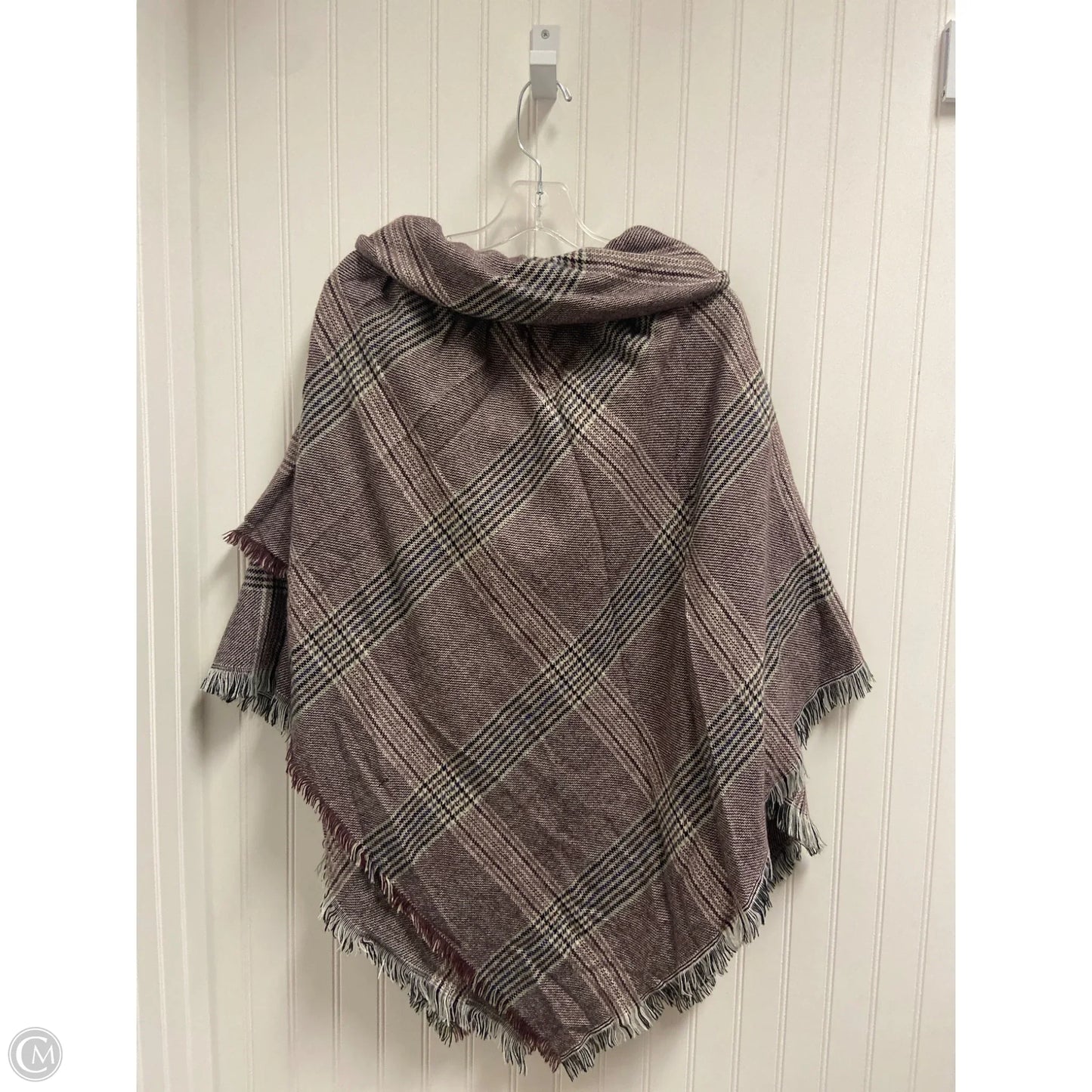 Poncho By Clothes Mentor In Plaid Pattern, Size: Osfm