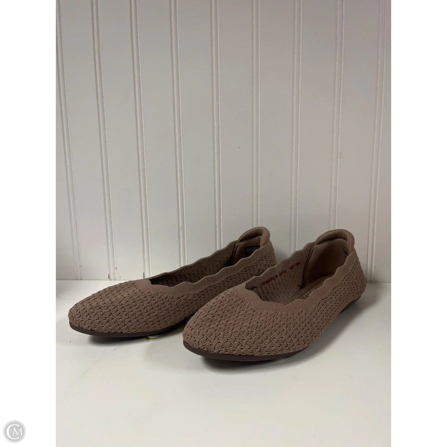Shoes Flats By Skechers In Mauve, Size: 6.5