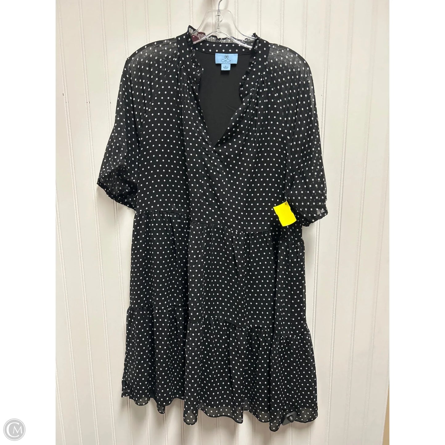 Dress Casual Short By Cece In Polkadot Pattern, Size: L