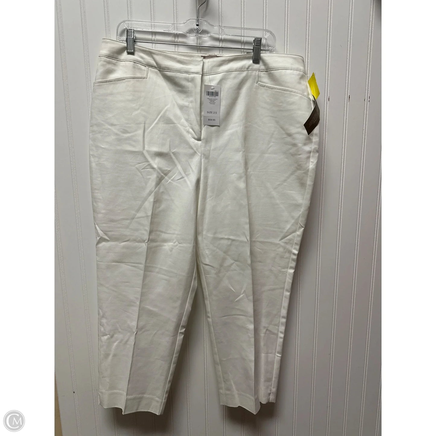 Pants Cropped By Chicos In White, Size: 14