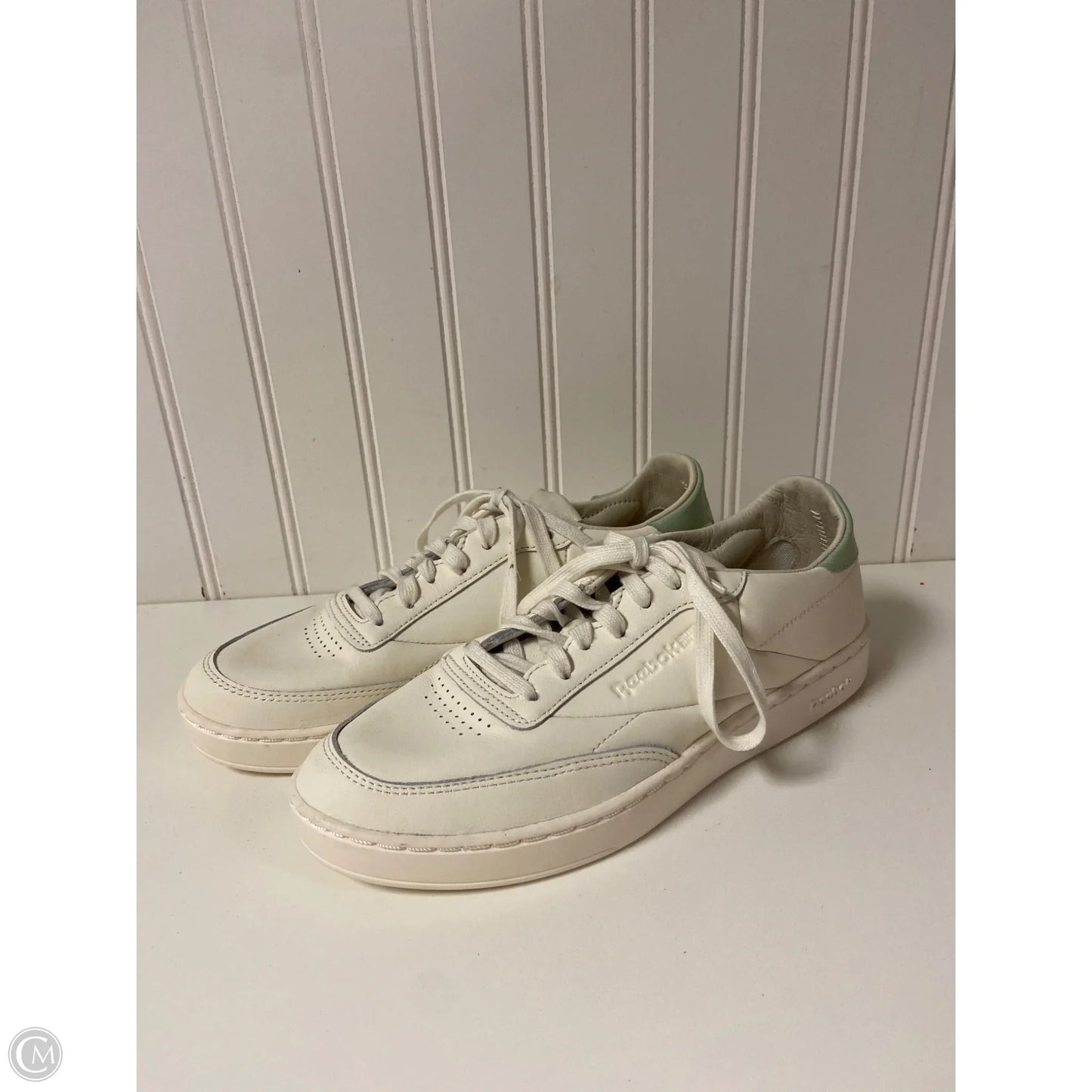 Shoes Sneakers By Reebok In White, Size: 7.5