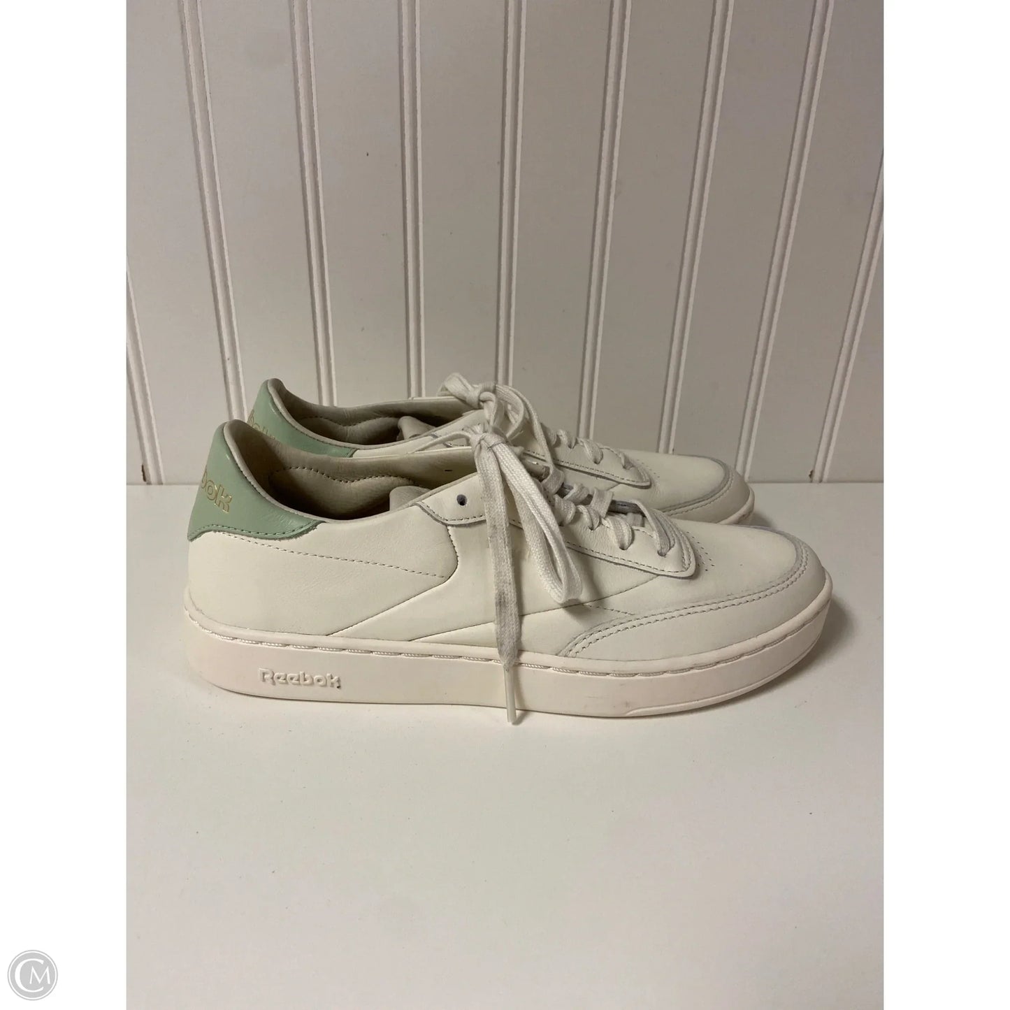 Shoes Sneakers By Reebok In White, Size: 7.5