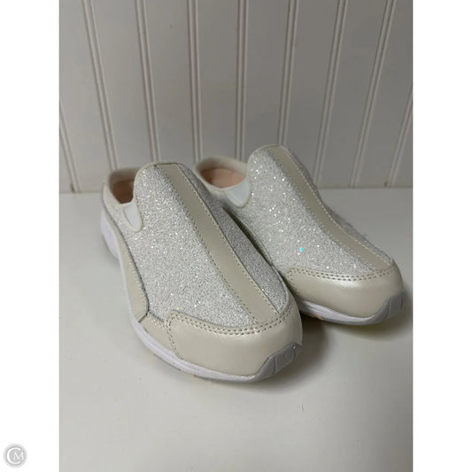 Shoes Flats By Easy Spirit In White, Size: 7