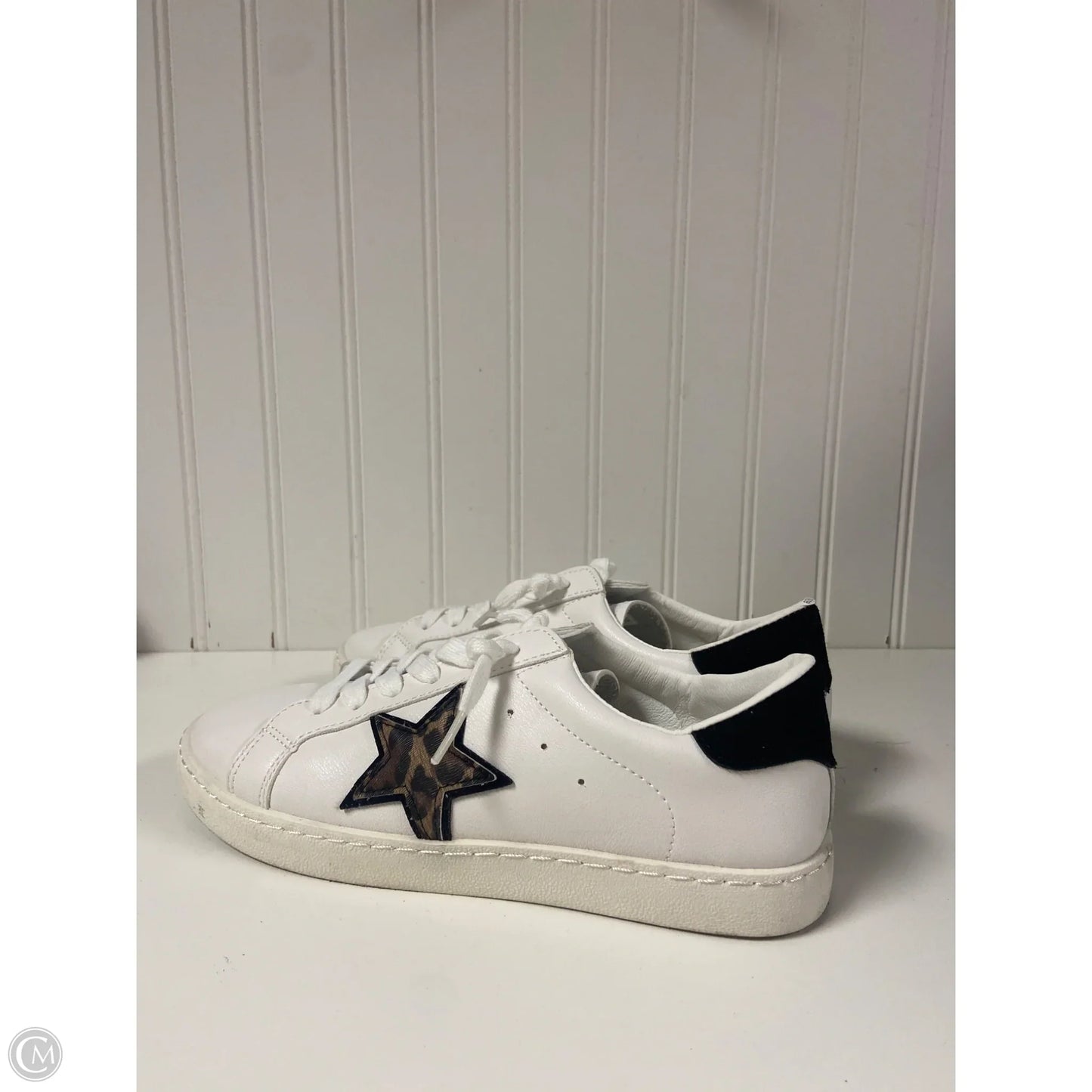 Shoes Sneakers By Vintage Havana In White, Size: 7.5