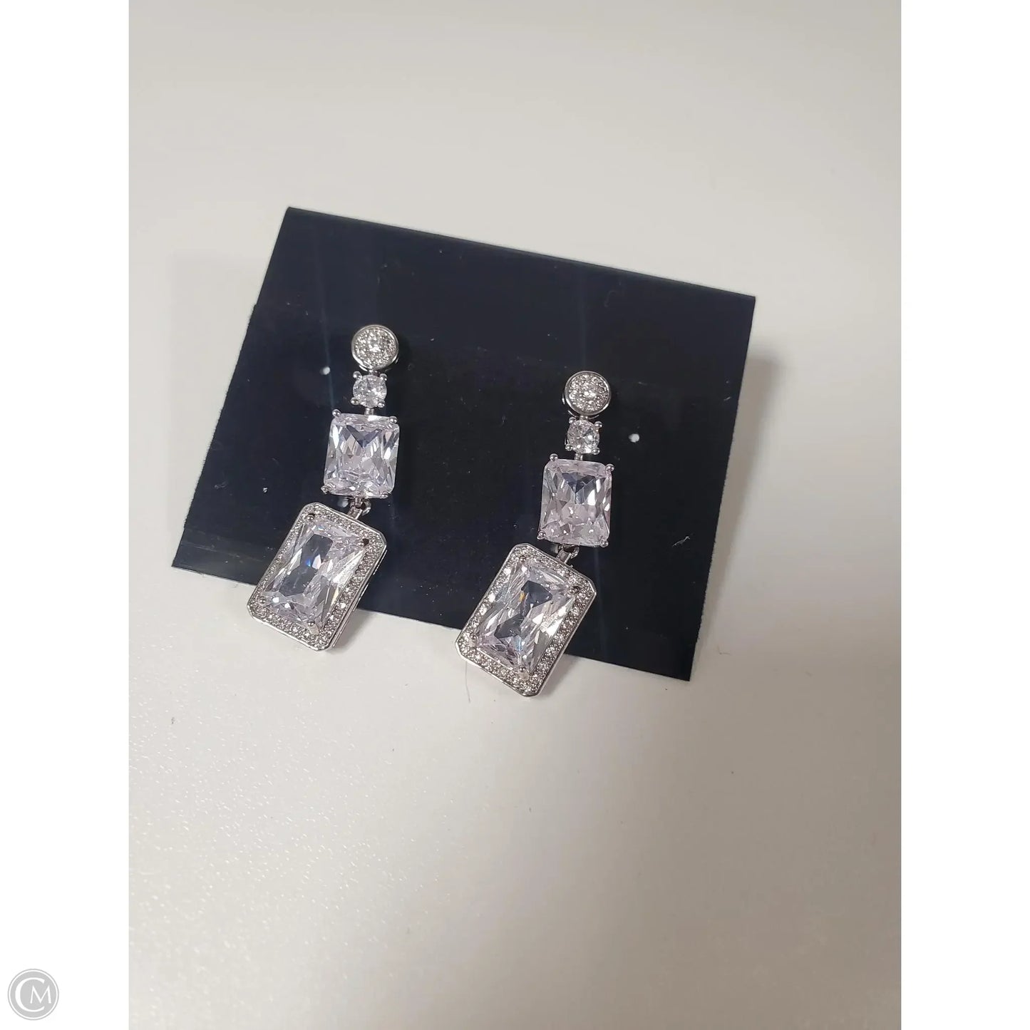 Earrings Dangle/drop By Clothes Mentor