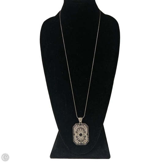 Necklace Statement By Clothes Mentor, Size: 1