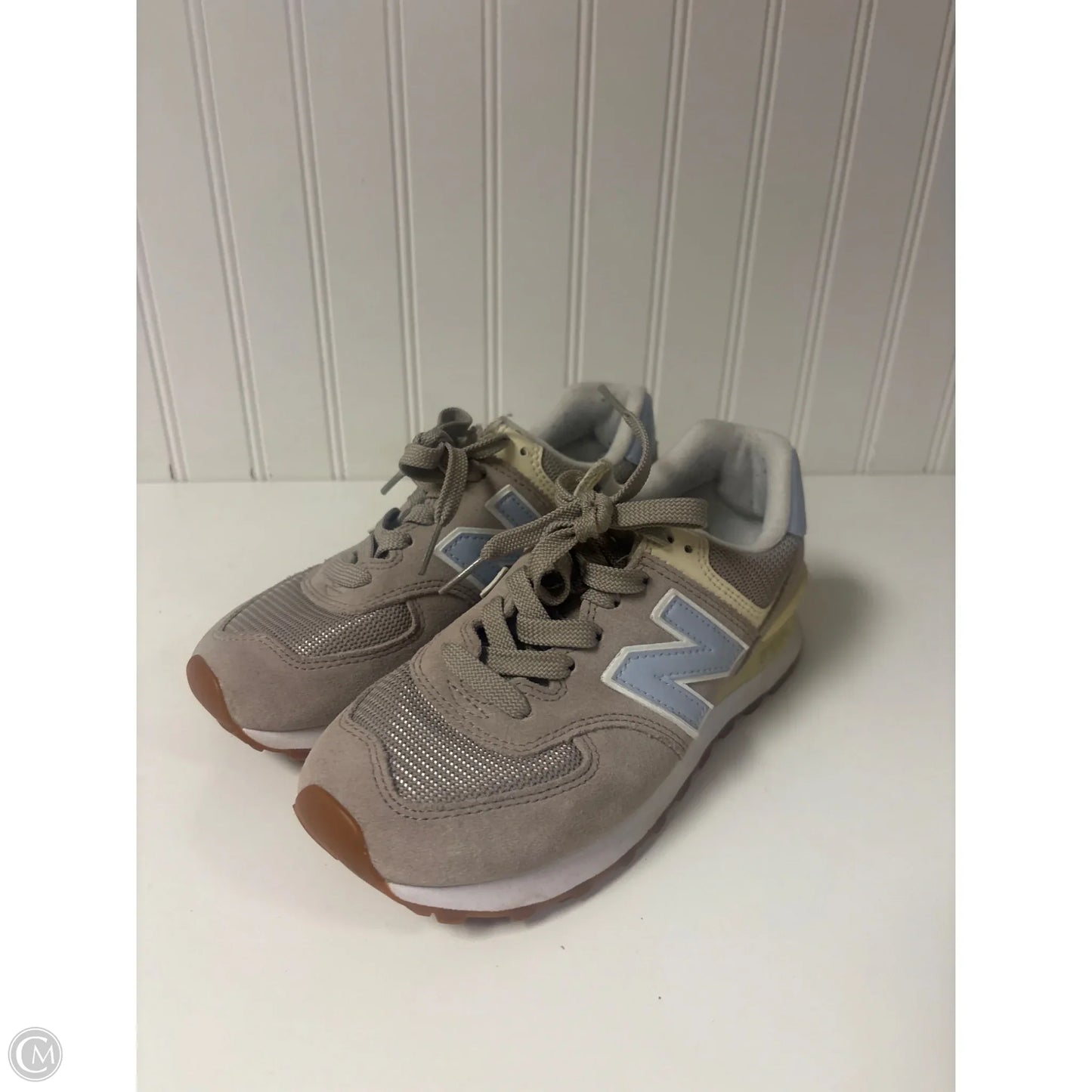 Shoes Athletic By New Balance In Grey, Size: 6