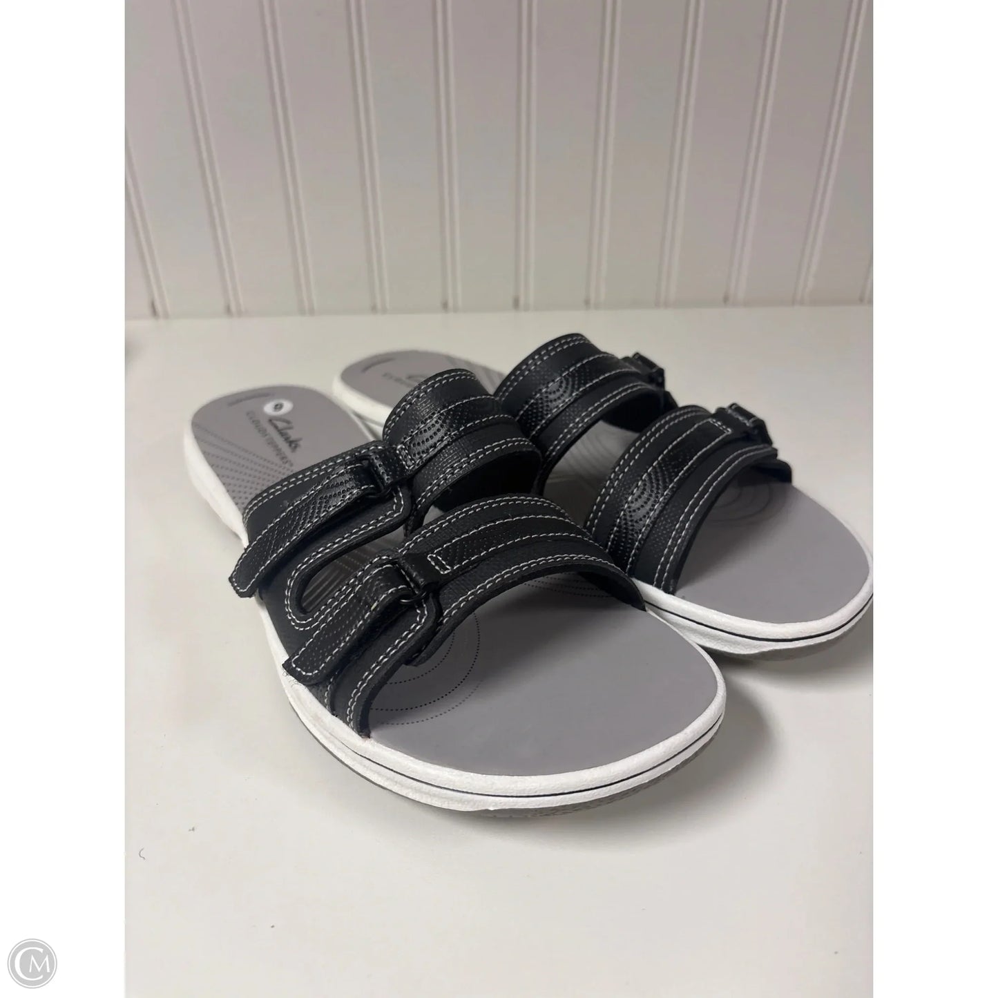 Sandals Flip Flops By Clarks In Black & Grey, Size: 9