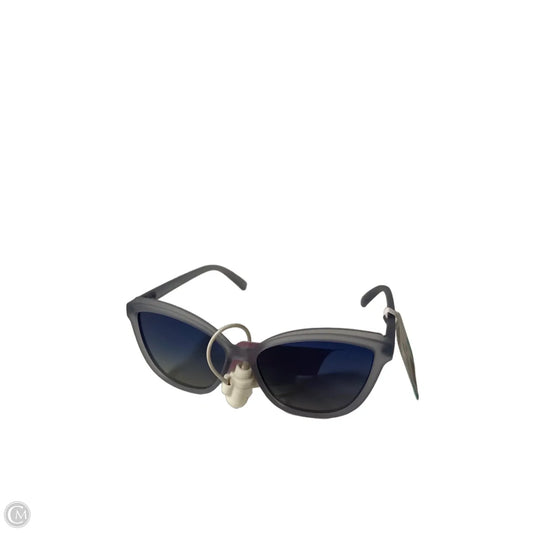 Sunglasses By Clothes Mentor, Size: