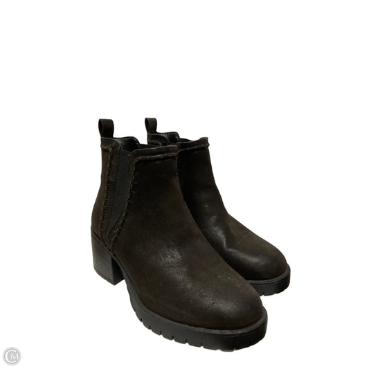 Boots Ankle Heels By Torrid In Brown, Size: 8