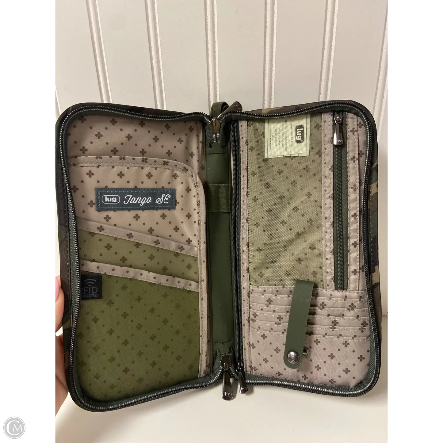 Wallet By Lugg, Size: Large