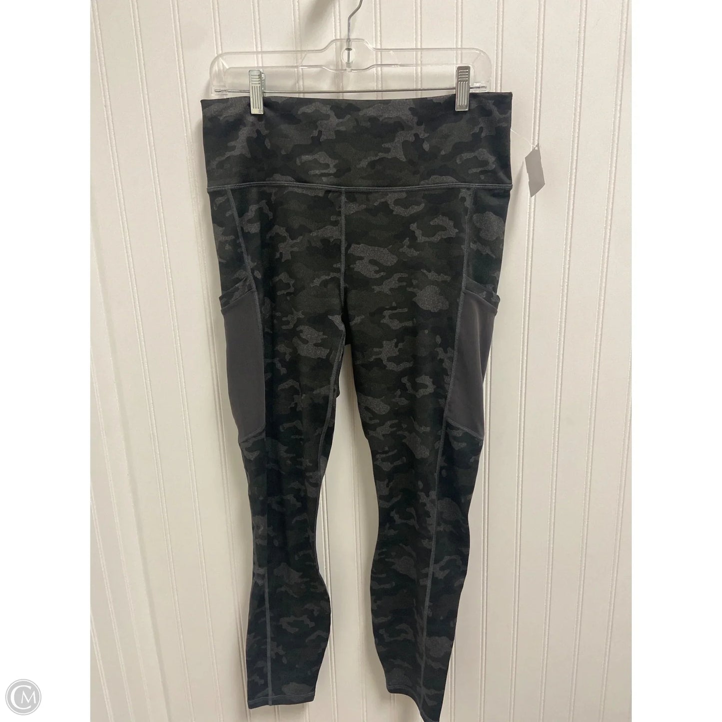 Athletic Leggings By Fabletics In Camouflage Print, Size: Xl