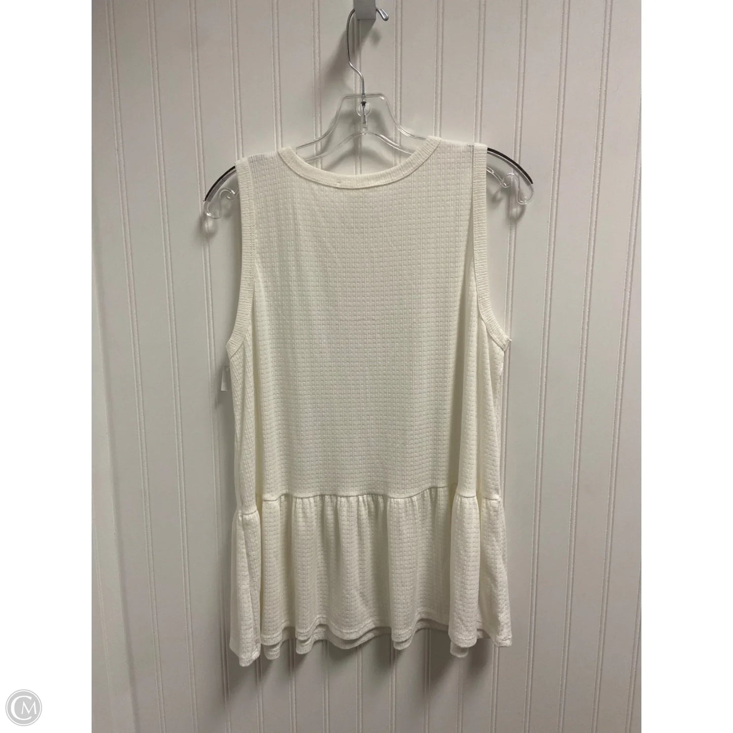 Top Sleeveless Basic By Caution To The Wind In White, Size: L
