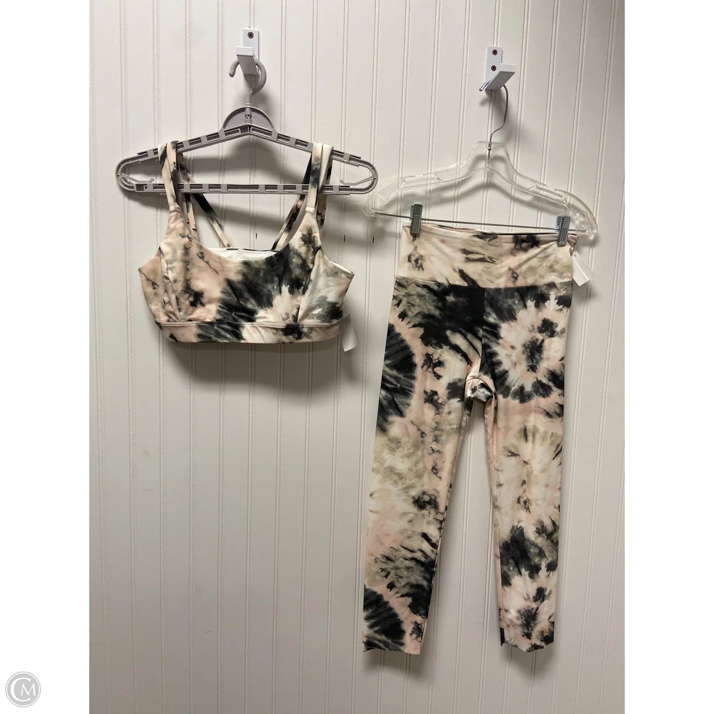 Athletic Pants 2pc By Clothes Mentor In Green & Pink, Size: M