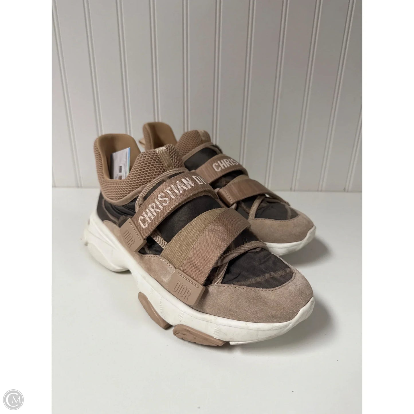 Shoes Luxury Designer By Dior In Beige, Size: 8.5