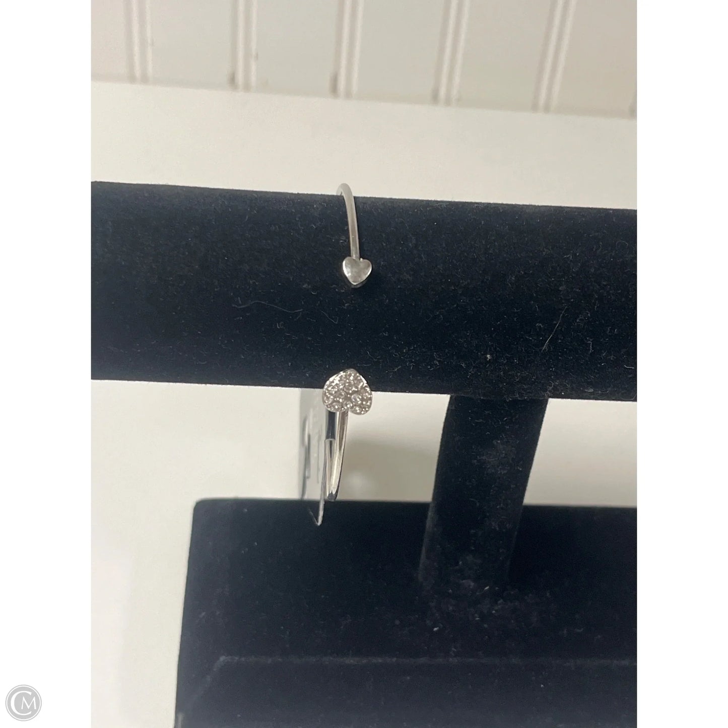 Bracelet Cuff By Clothes Mentor, Size: 1