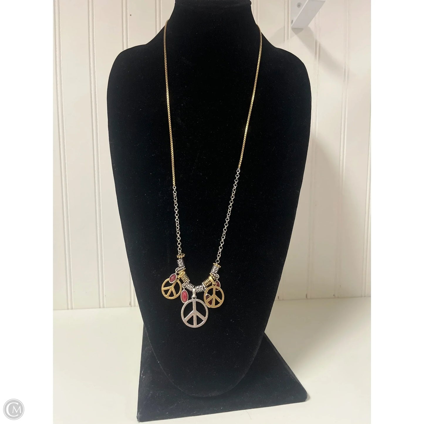 Necklace Pendant By Lucky Brand, Size: 1