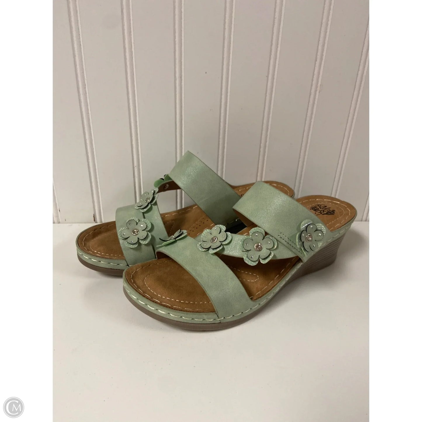 Sandals Heels Wedge By Clothes Mentor In Green, Size: 8.5