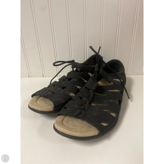 Shoes Flats By Cmc In Black, Size: 9
