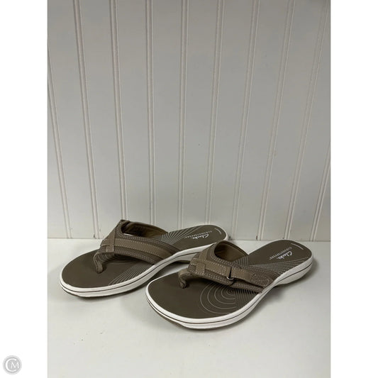 Sandals Flip Flops By Clarks In Taupe, Size: 9