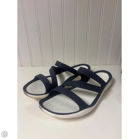 Sandals Flats By Crocs In Blue & White, Size: 9