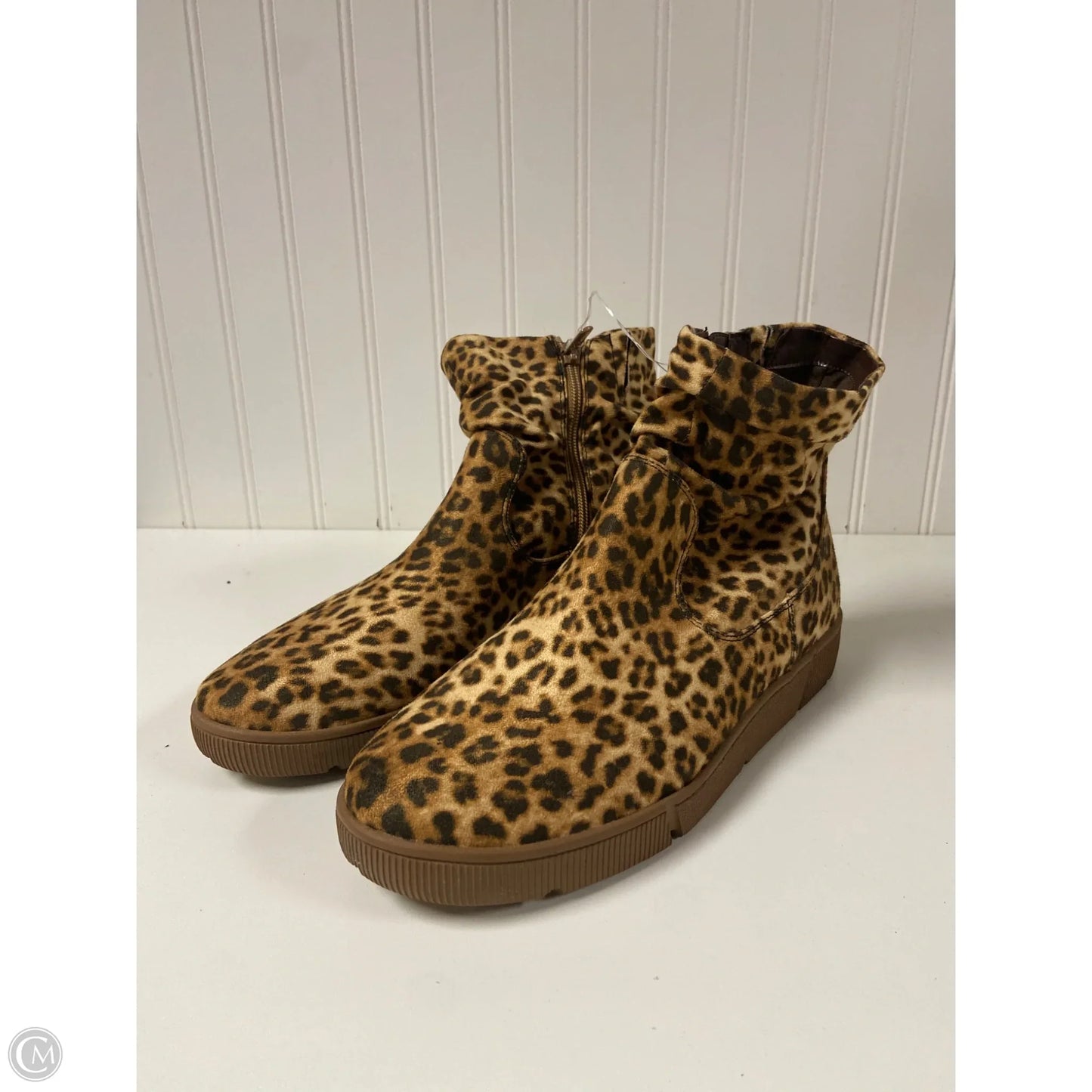 Boots Ankle Flats By Impo In Animal Print, Size: 8.5