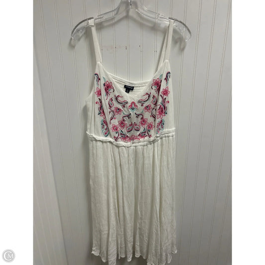 Dress Casual Short By Torrid In White, Size: 2x
