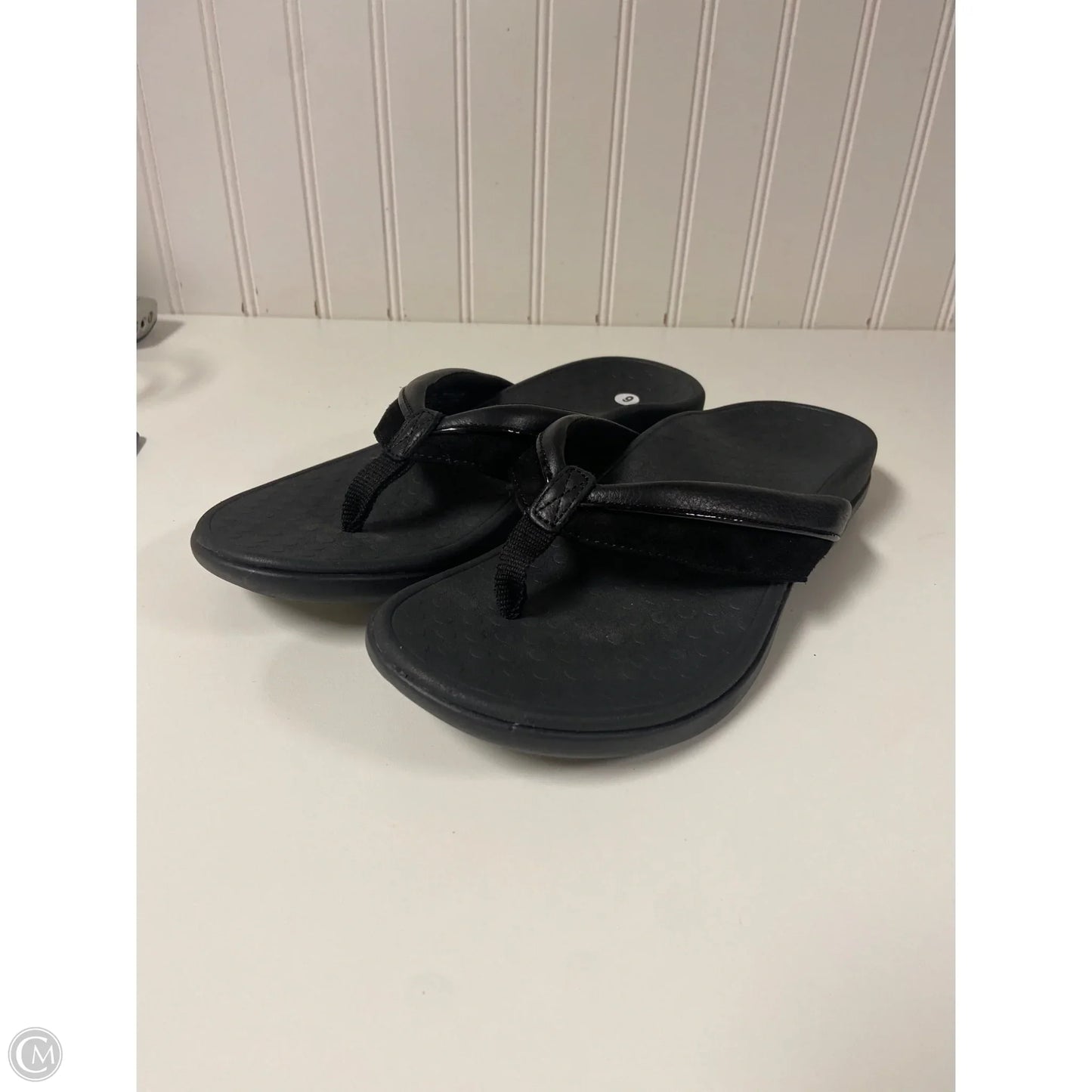 Sandals Flip Flops By Vionic In Black, Size: 9