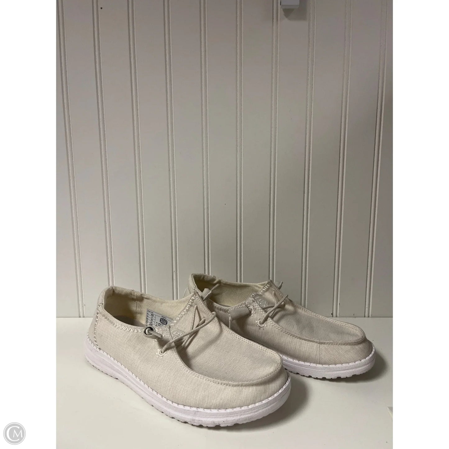 Shoes Flats By Hey Dude In Beige, Size: 8