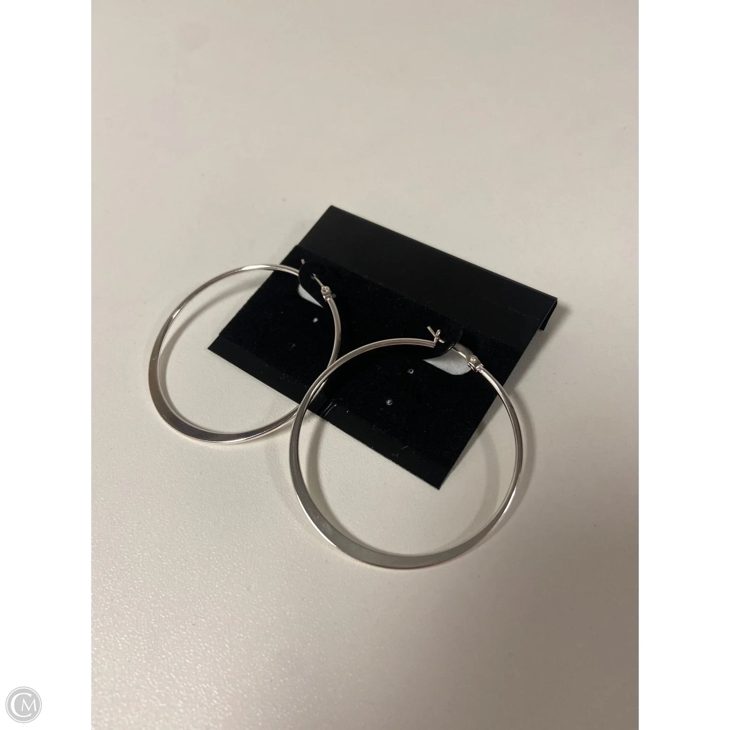 Earrings Hoop By Clothes Mentor, Size: 1