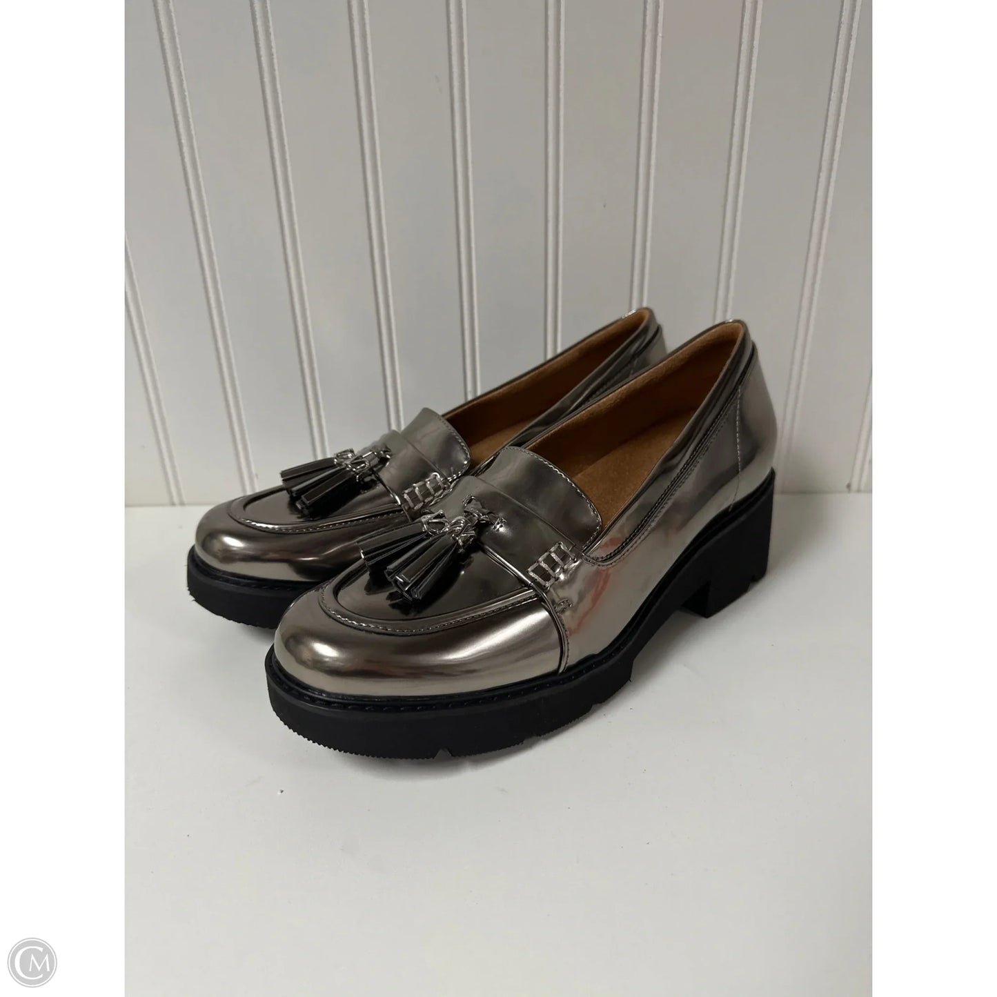 Shoes Heels Platform By Naturalizer In Silver, Size: 9.5