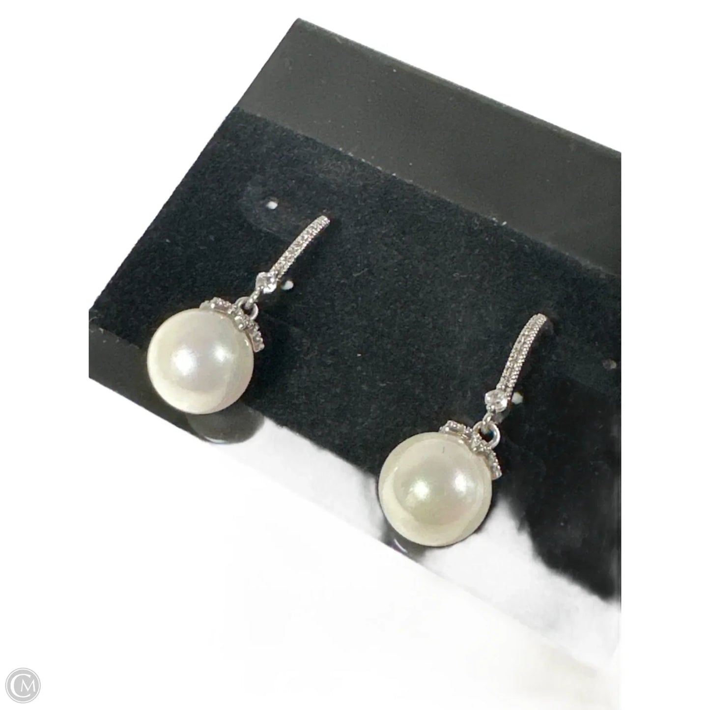 Earrings Dangle/drop By Clothes Mentor, Size: 1