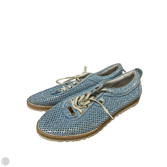 Shoes Sneakers By Clothes Mentor In Blue, Size: 9.5