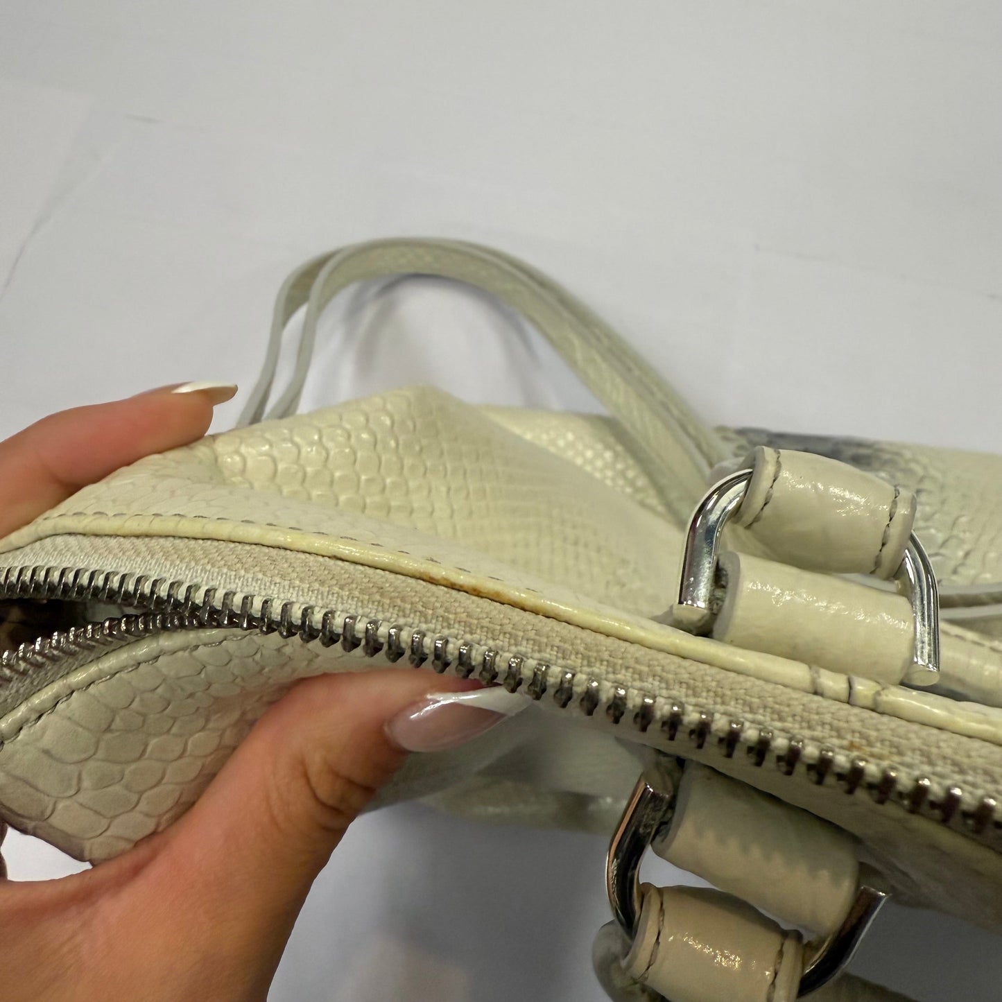 Handbag Designer By Brahmin, Size: Large