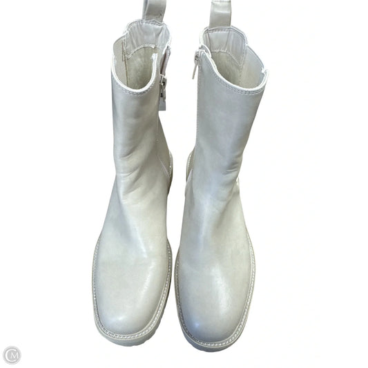 Boots Ankle Flats By Time And Tru In Cream, Size: 9