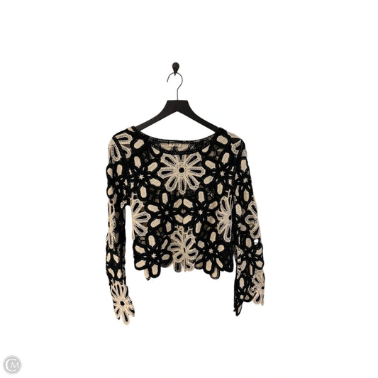 Sweater By Pol In Black & White, Size: Osfm
