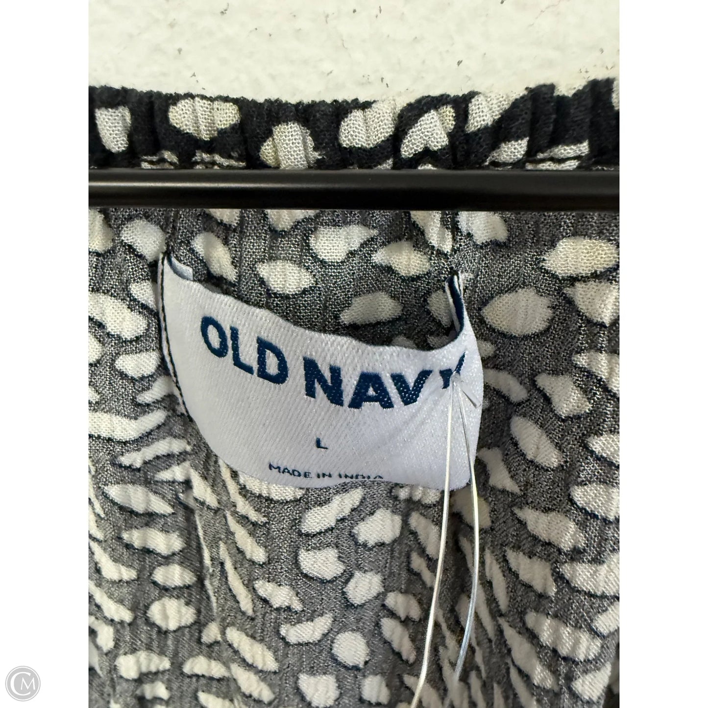 Top Long Sleeve By Old Navy In Black & White, Size: L
