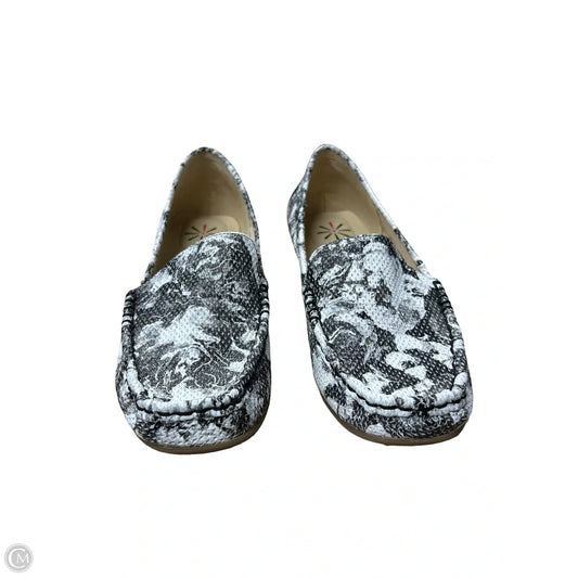 Shoes Flats By Isaac Mizrahi Live Qvc In Black & White, Size: 9