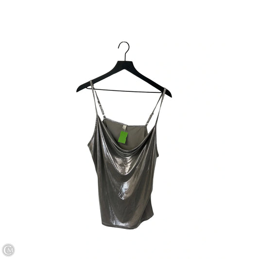 Top Sleeveless By Clothes Mentor In Silver, Size: 2x