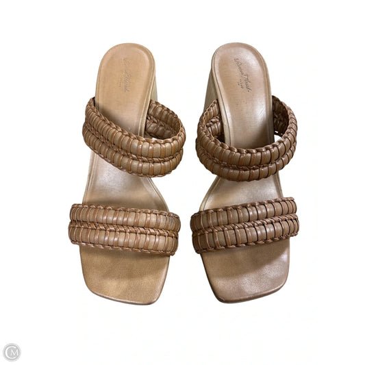 Shoes Heels Block By Universal Thread In Tan, Size: 9