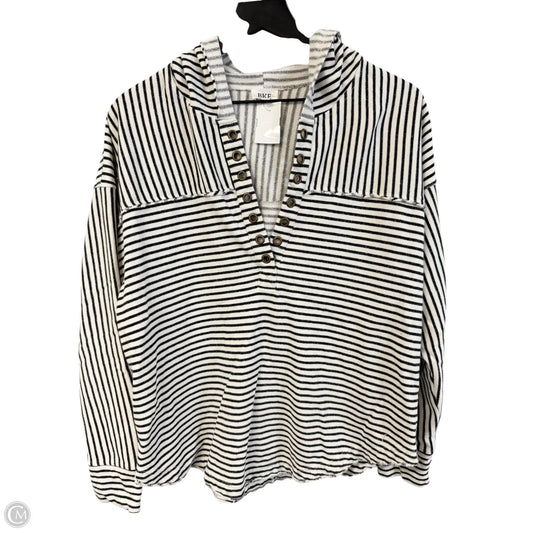 Sweatshirt Hoodie By Bke In Black & White, Size: L